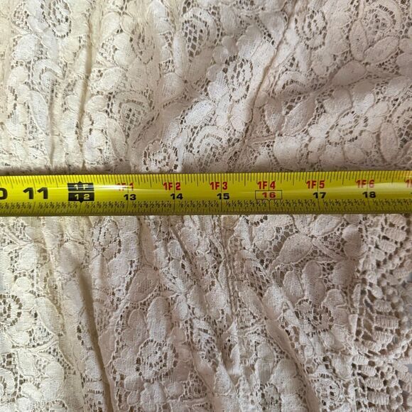 Flying Tomato Ivory Beige Lace Boho Top Size M - Picture 10 of 10
